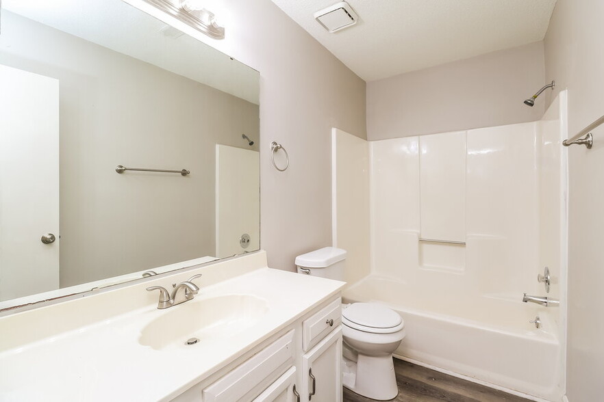 Building Photo - 5422 Doverstone Ct