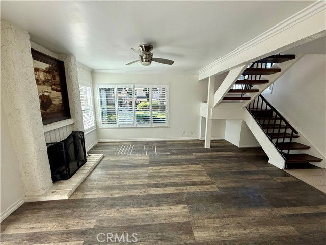 Building Photo - 387 Calle Borrego