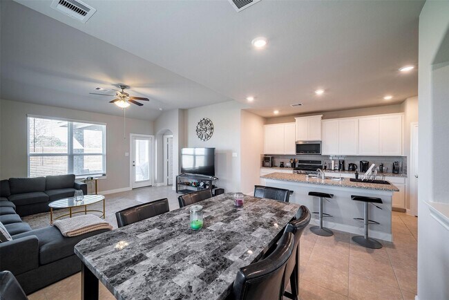 Building Photo - 11627 Brookside Arbor Ln