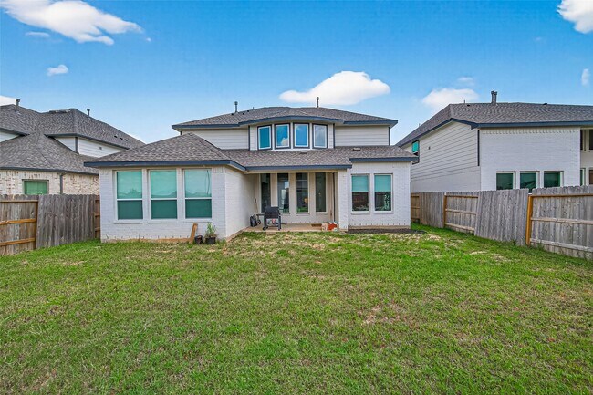 Building Photo - 8735 Flounder Rosa Ln