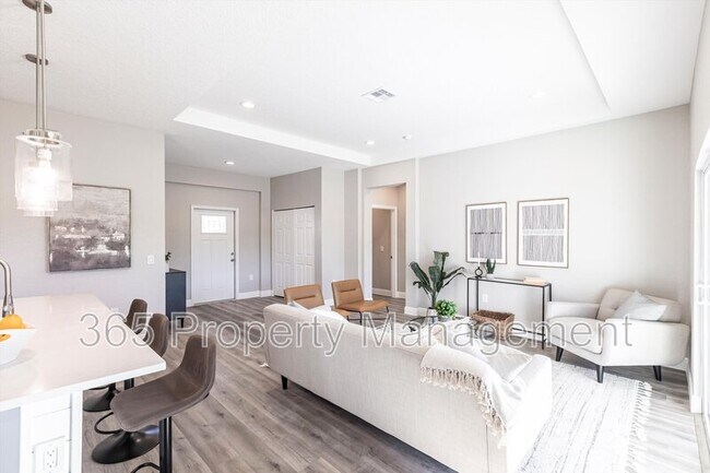 Building Photo - 5534 Fairlane Dr