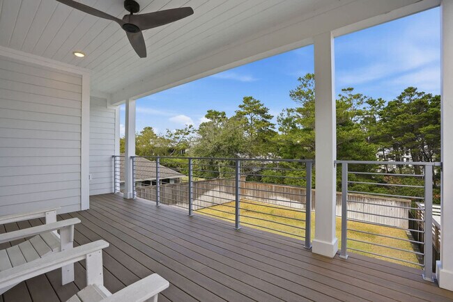 Building Photo - 120 Dune Dr