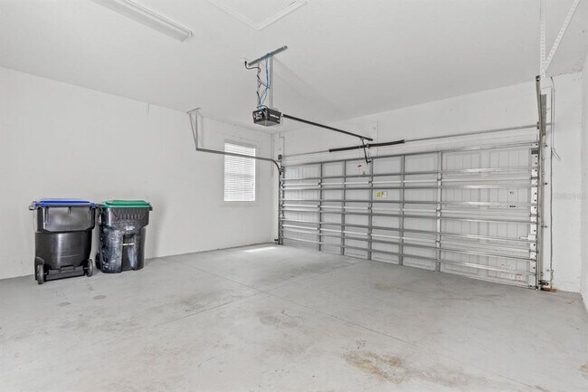 Building Photo - 13075 Calderdale Ave