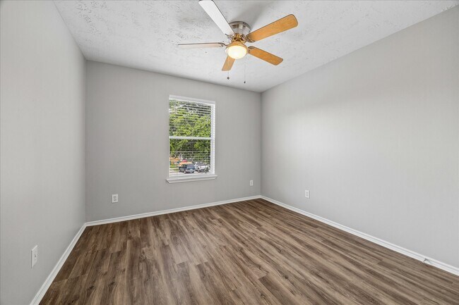 Building Photo - 21211 Grand Linden Ct