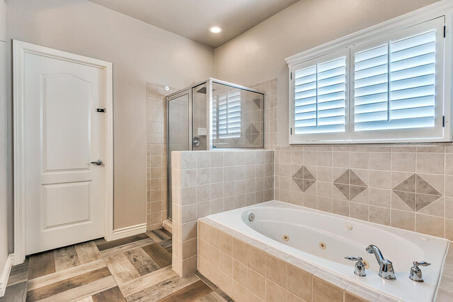Building Photo - 12709 Tierra Lily Ct