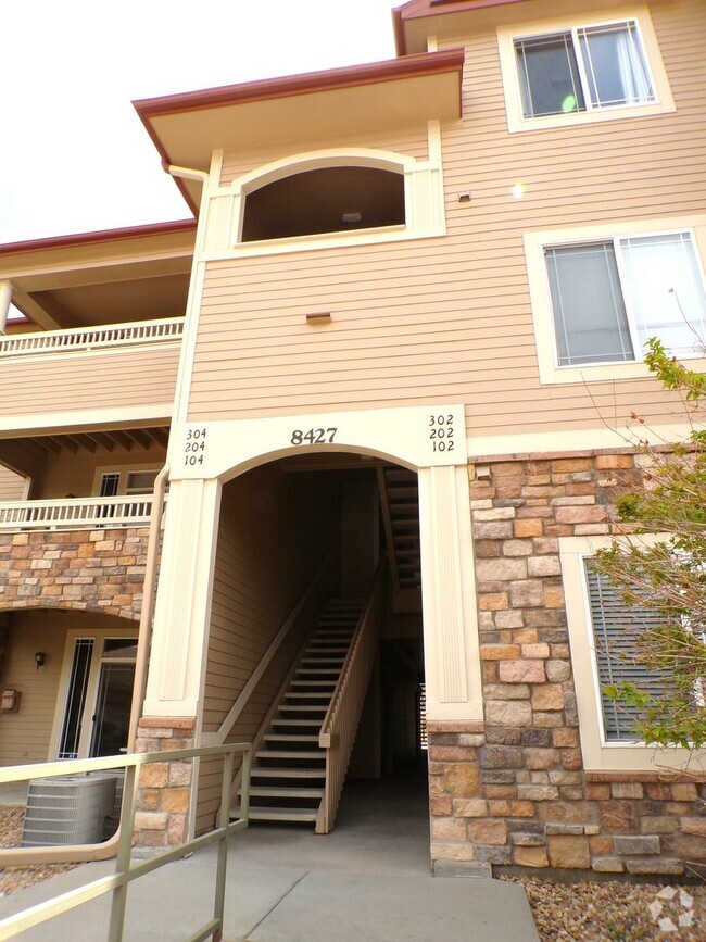 Building Photo - Littleton 3 Bed 2 Bath Condo Retreat!