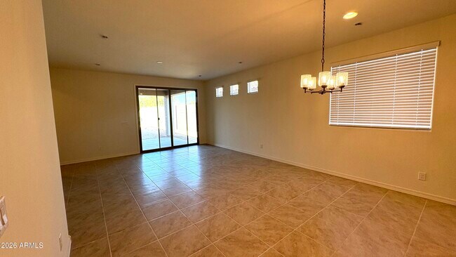 Building Photo - 5602 W Mauna Loa Ln