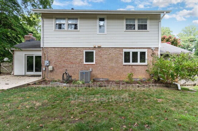 Building Photo - 4126 Lenox Dr