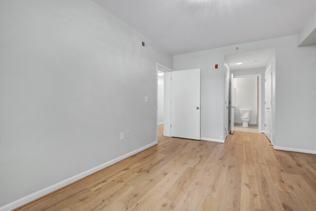 Building Photo - 350 G St SW