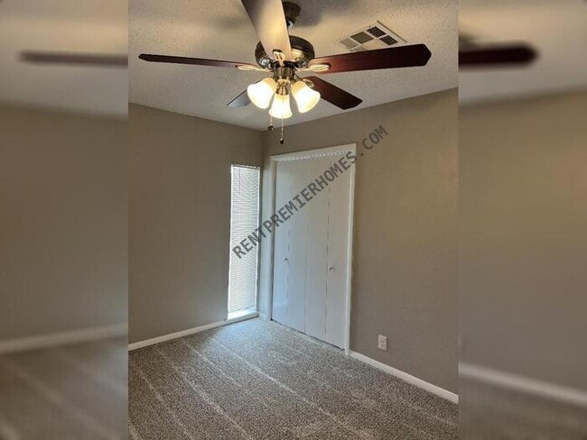 Building Photo - 2529 NW 116th St