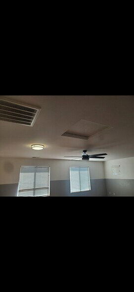 Building Photo - 33792 Harvest Way E