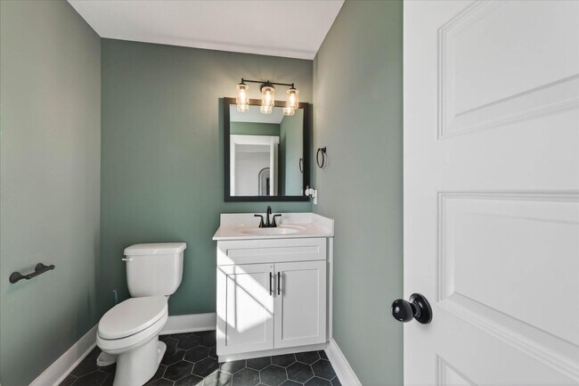 Building Photo - 542 Judah Cir