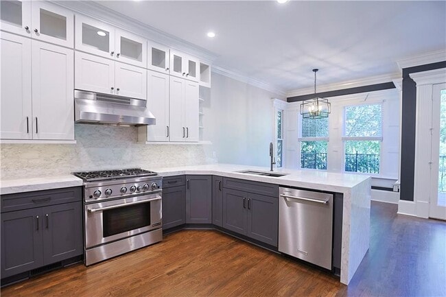 Building Photo - 1294 Lenox Park Blvd NE