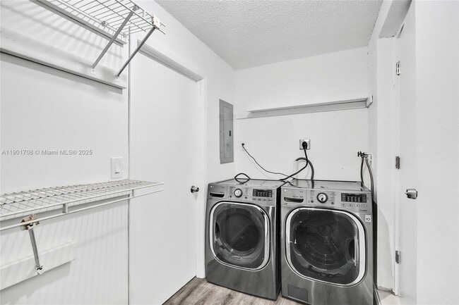 Building Photo - 5750 NW 111th St