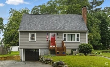 Building Photo - 332 Treble Cove Rd