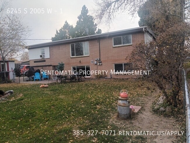 Building Photo - 6245 Margray Dr