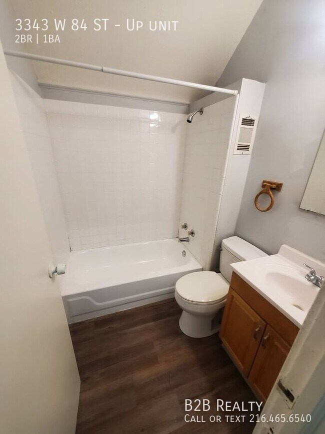 Building Photo - 3343 W 84th St