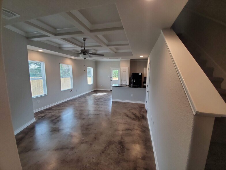 Building Photo - 16906 Spirit Brk