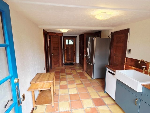 Building Photo - 1403 Avon Park Terrace