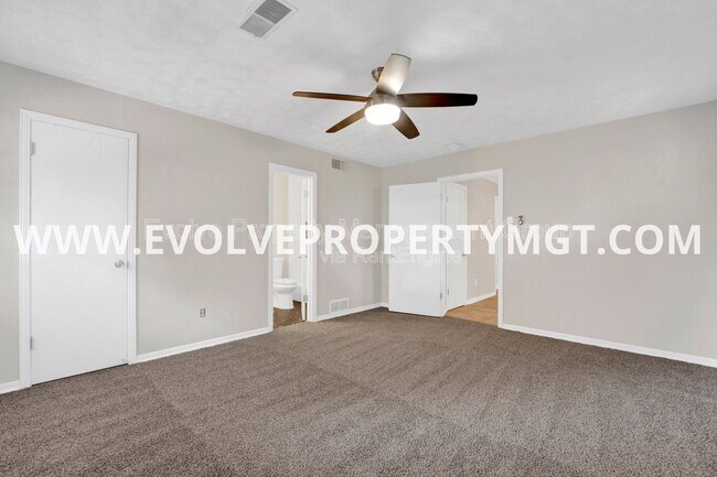 Building Photo - 1257 Whitewater Rd