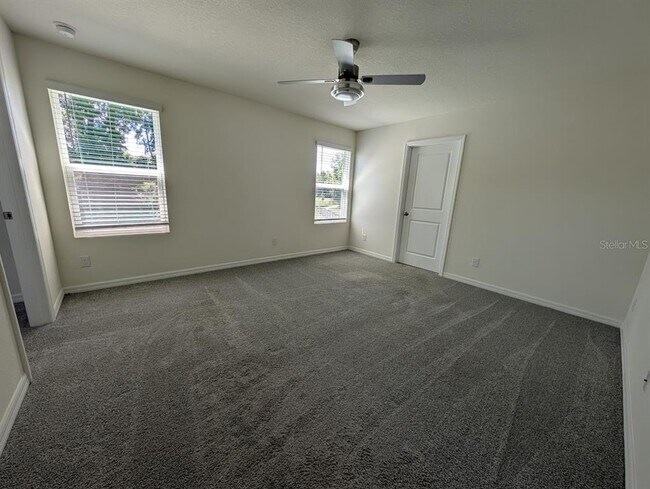 Building Photo - 5179 SW 49th Ln