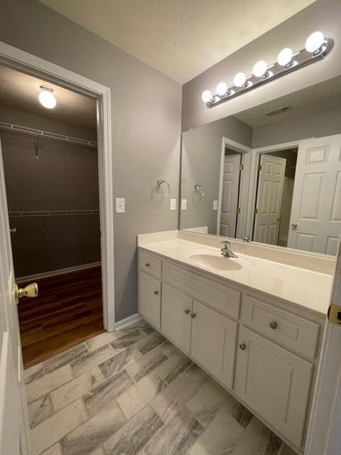 Building Photo - 120 Kendallwood Ct