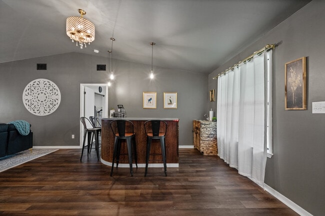 Building Photo - 2001 N 61st Ave