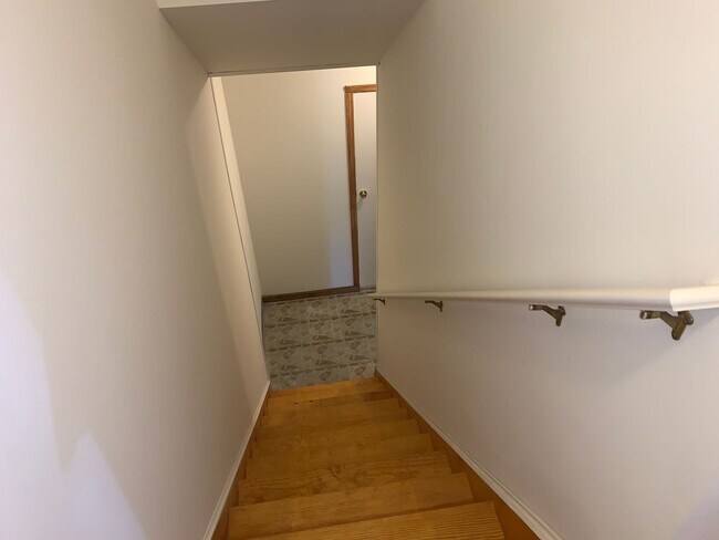 Building Photo - Don't Miss Out On This New Cumberland Town-Home For Rent, 3 Stories/3 Bedrooms/2.5 Bathroom In We...