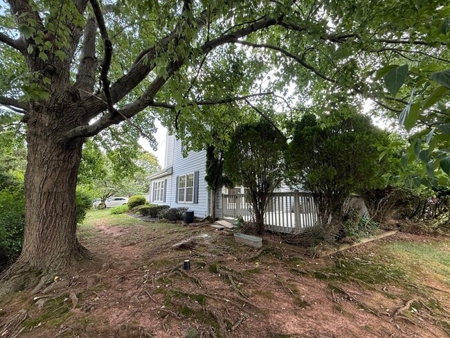 Building Photo - 271 Edgeware Ct