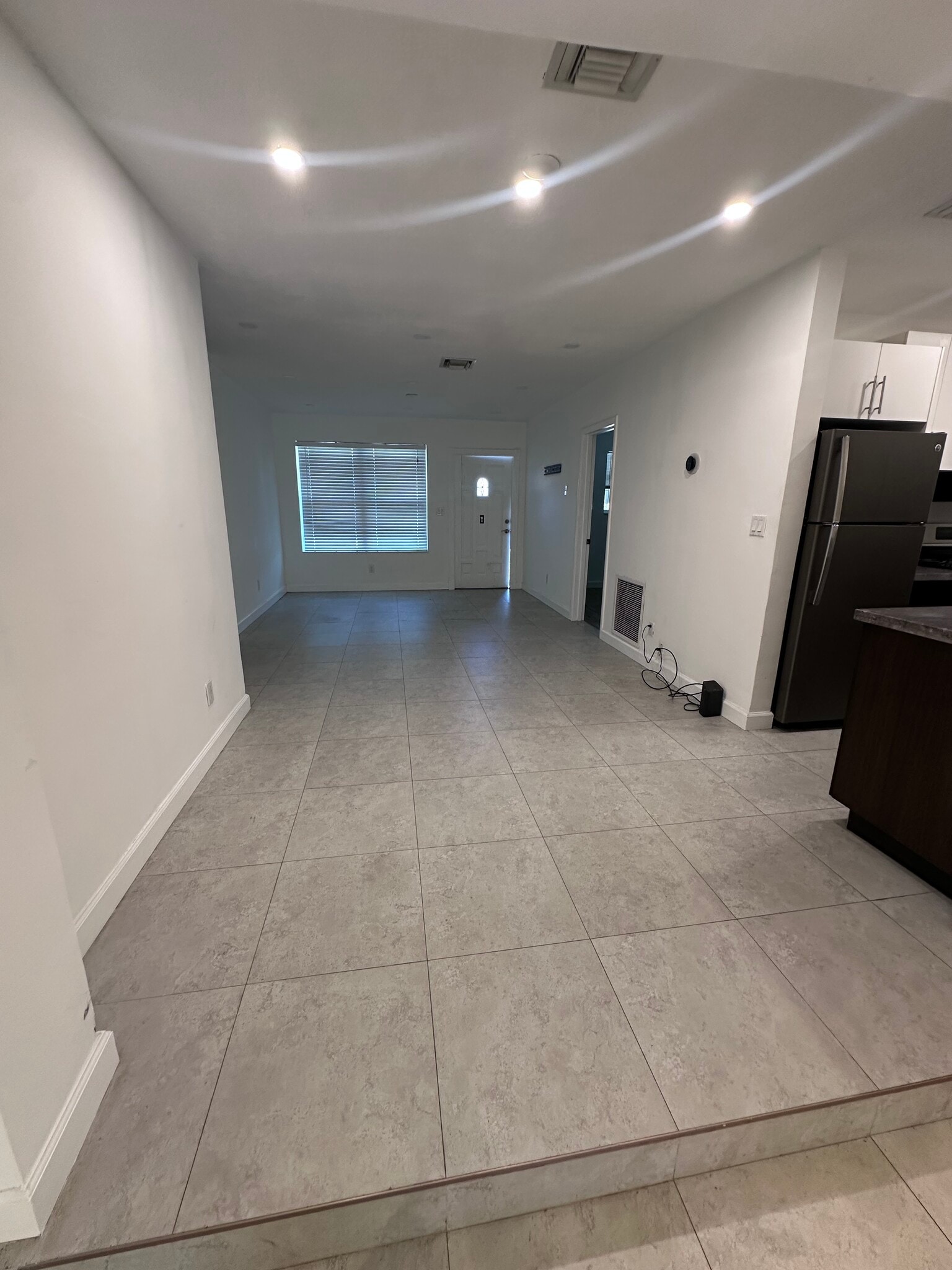Building Photo - 3801 SW 31st Dr