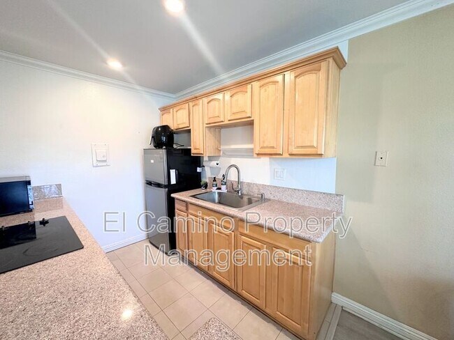 Building Photo - 2300 S Hacienda Blvd
