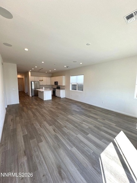 Building Photo - 7860 Hoback Dr