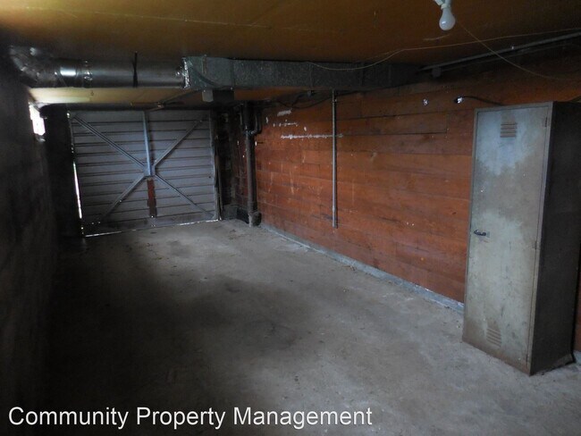 Building Photo - 3 br, 1 bath House - 914  Clatsop Ave