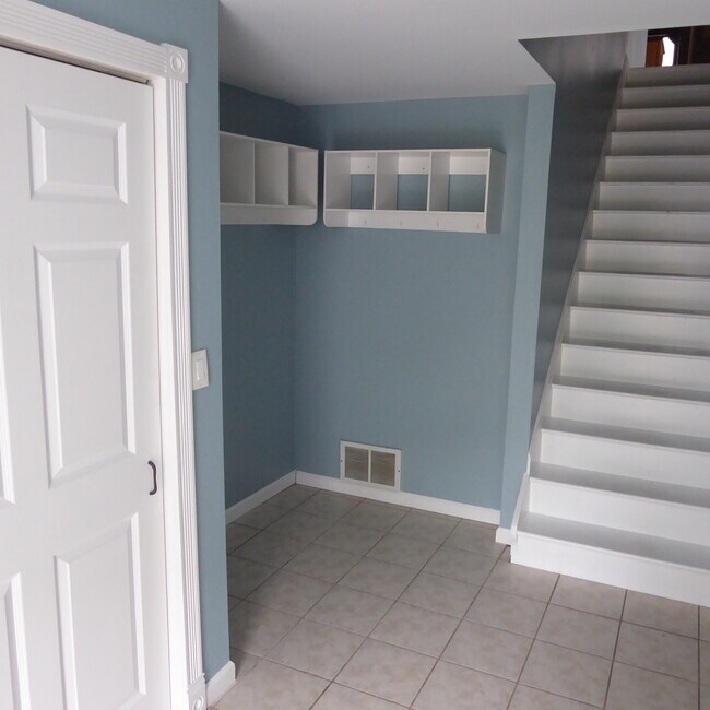 Building Photo - 44 Broadway