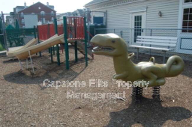 Building Photo - 44 S Orange Ave