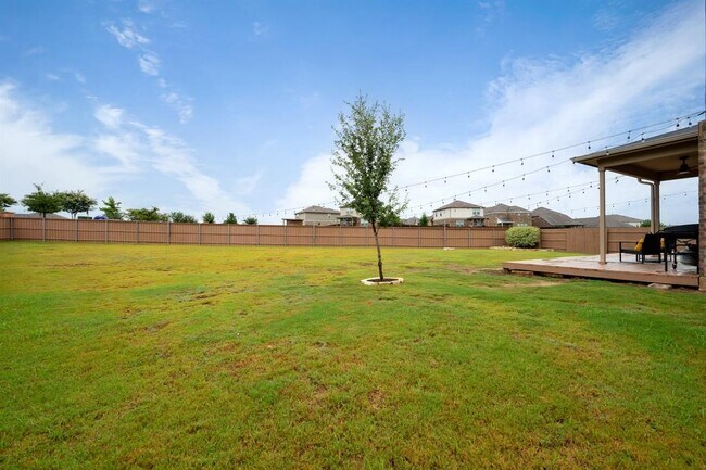 Building Photo - 129 Purple Heart Dr
