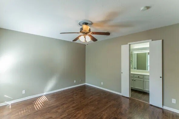 Building Photo - 2804 Stewart Dr