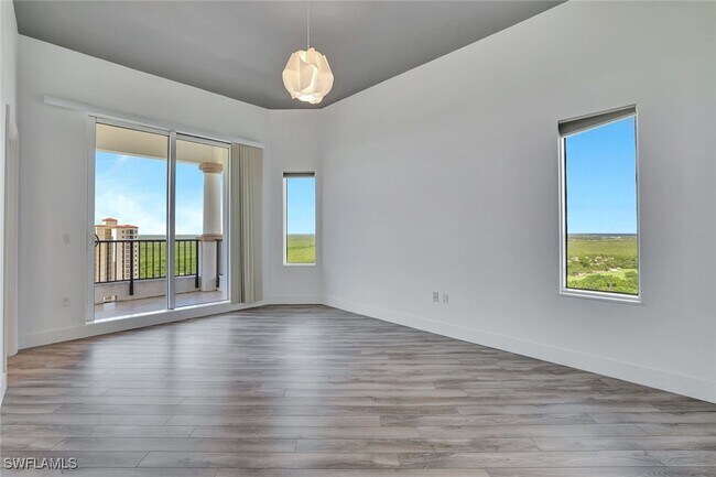 Building Photo - 1060 Borghese Ln