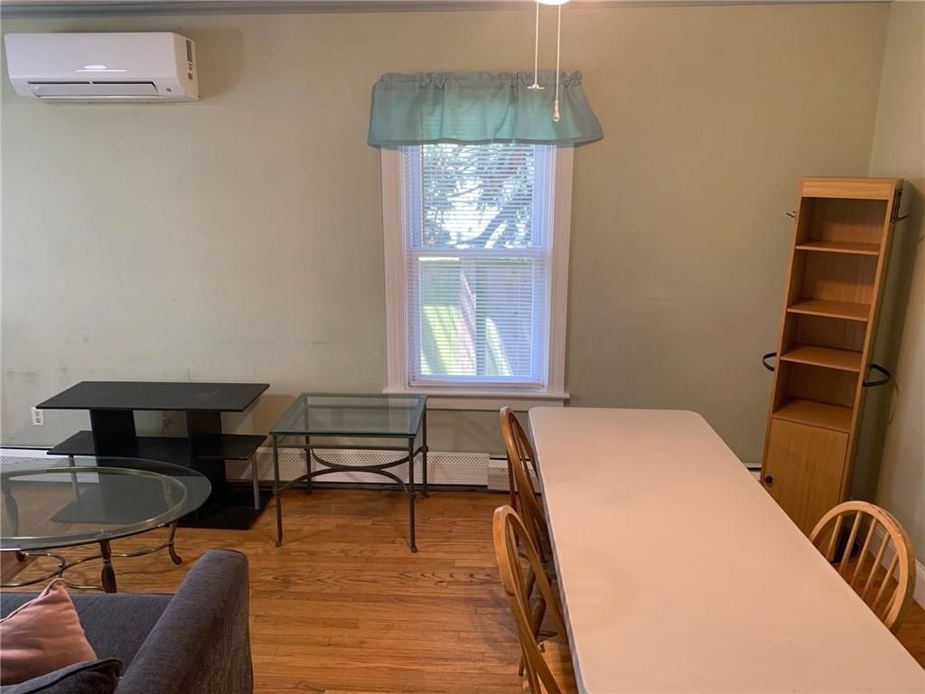 Building Photo - 16 Grafton St