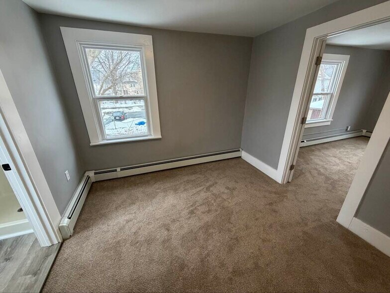 Building Photo - 2 Monteleone Pl