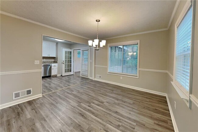 Building Photo - 2426 Emberwood Ct