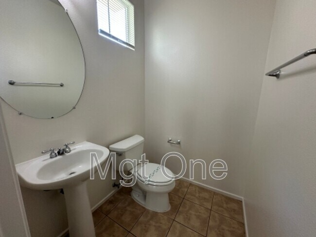 Building Photo - 4485 Spring Knolls Ct