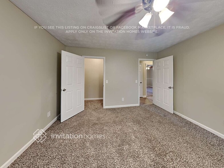 Building Photo - 1621 Highland Ct