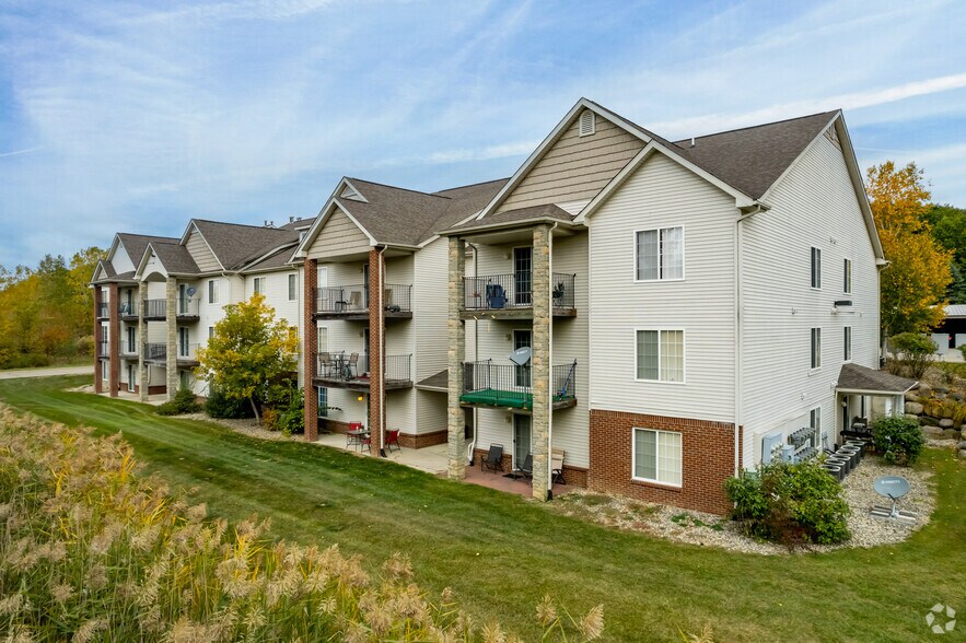 Riverwood Luxury Apartments 5500 Riverwood Dr Flint MI 48532 Apartment Finder