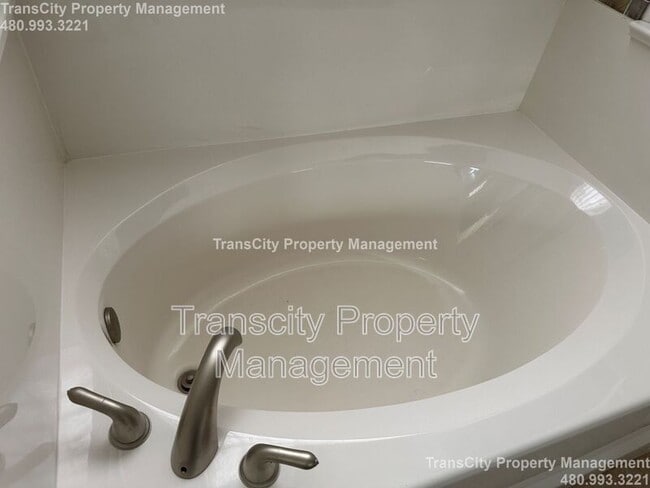 Building Photo - 26811 N 64th Ave