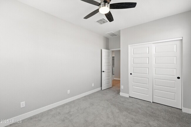 Building Photo - 13710 N 174th Ln