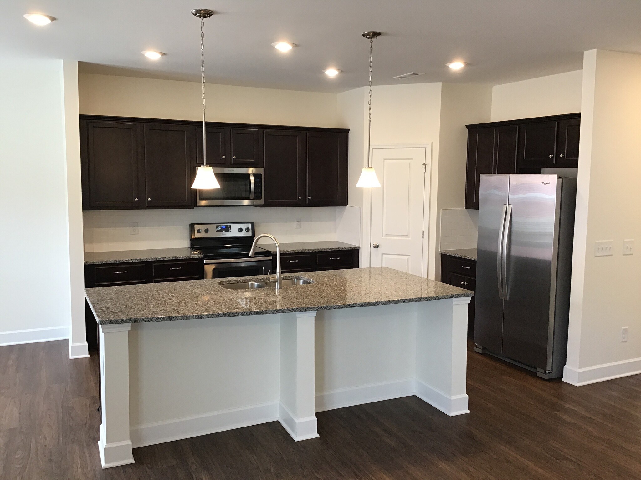 Building Photo - 4992 Chutney Dr