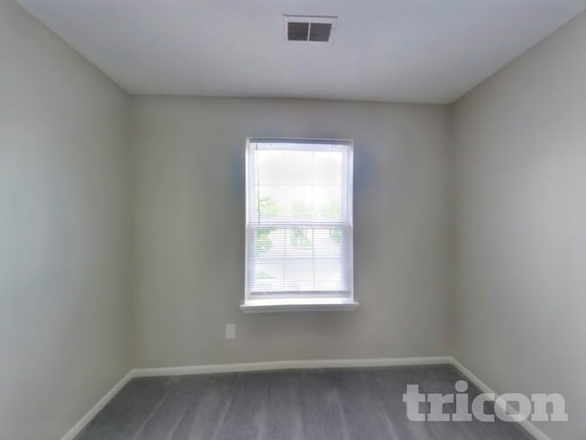 Building Photo - 4531 Riverbrook Ln