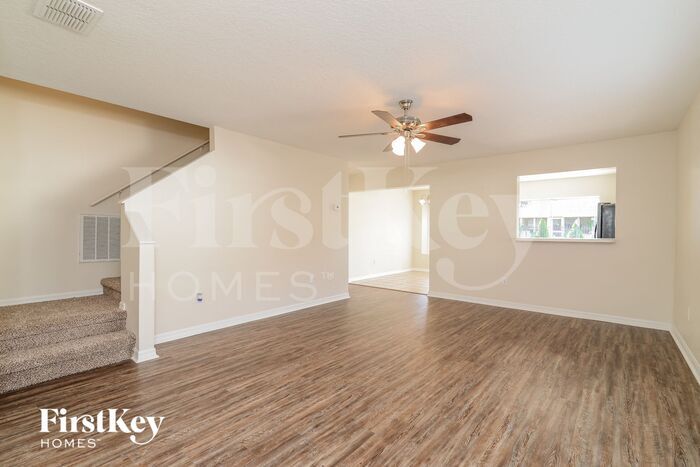 Building Photo - 6173 Skylarkcrest Dr