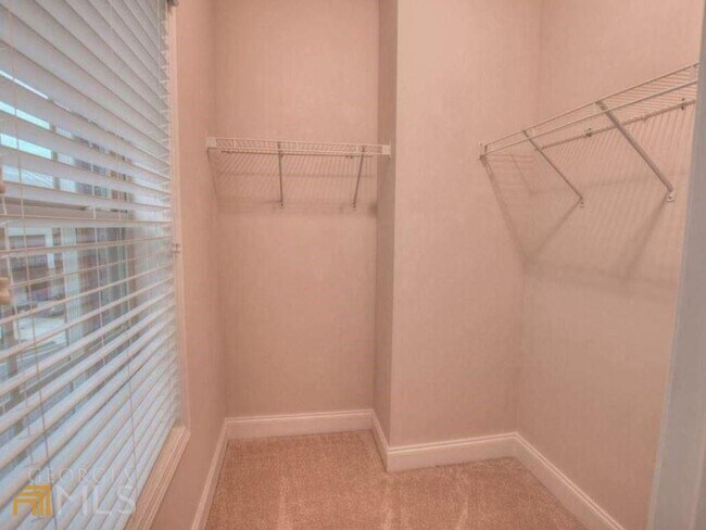 Building Photo - 2415 Tenor Ln